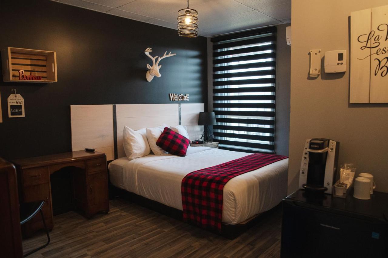 Auberge Beausejour Amqui Dış mekan fotoğraf