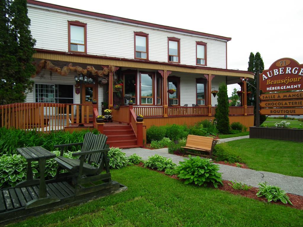 Auberge Beausejour Amqui Dış mekan fotoğraf