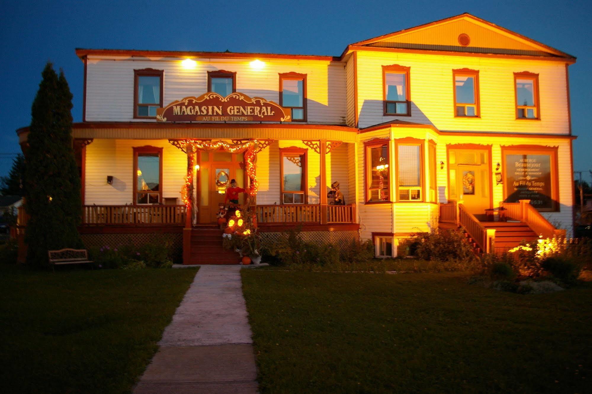 Auberge Beausejour Amqui Dış mekan fotoğraf
